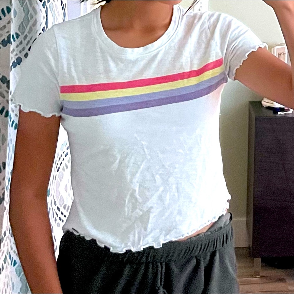 {Hollister} WHITE TEE W/ COLORFUL STRIPES ACROSS MIDDLE